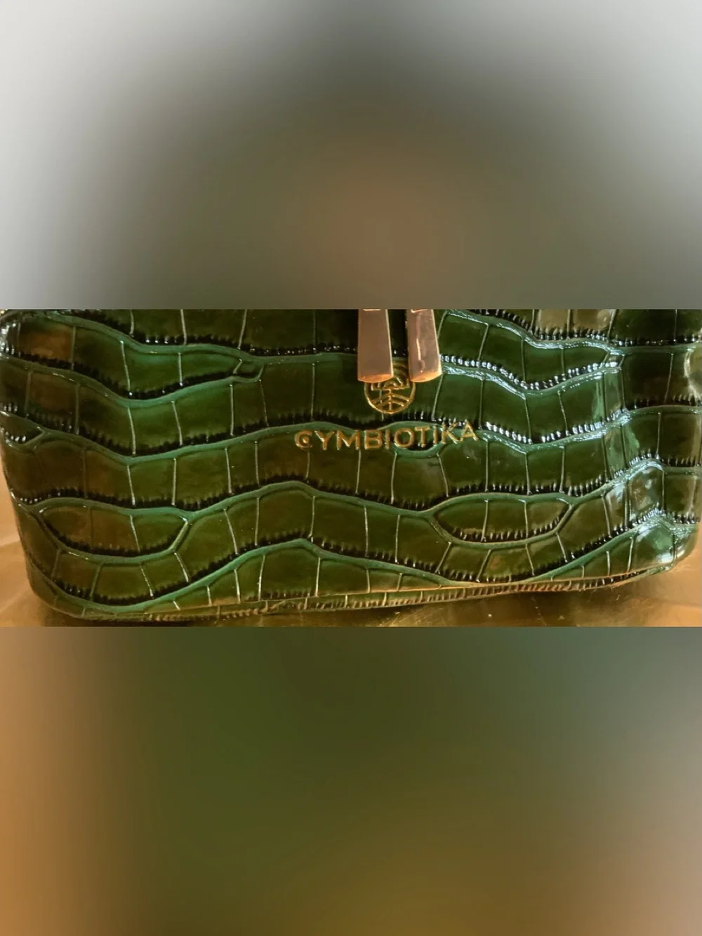 Green Croc-Embossed Makeup Bag